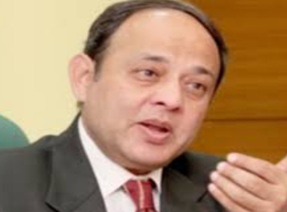 Ravi Capoor IAS, has been given additional charge of Secretary, Ministry of Textiles, Government of India.