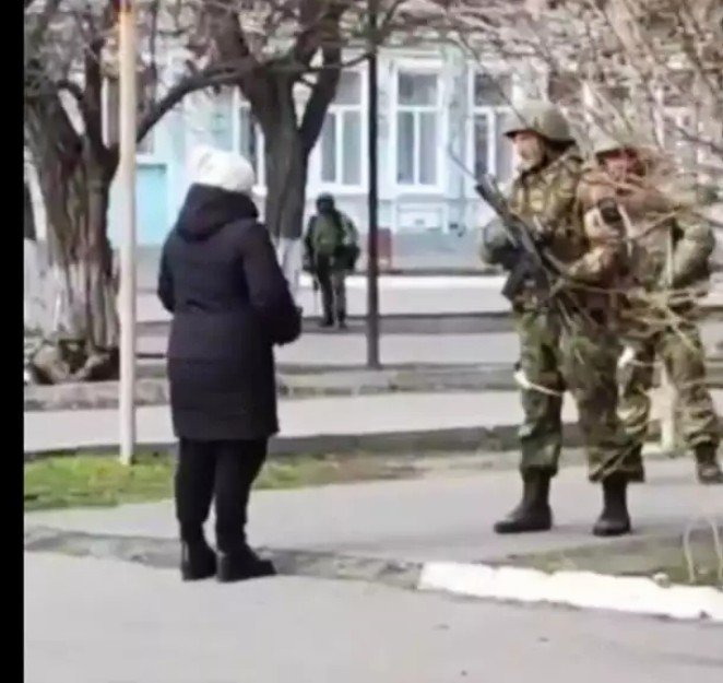 ‘What the f**k are you doing here?’ Ukrainian woman asks Russian soldier; video viral