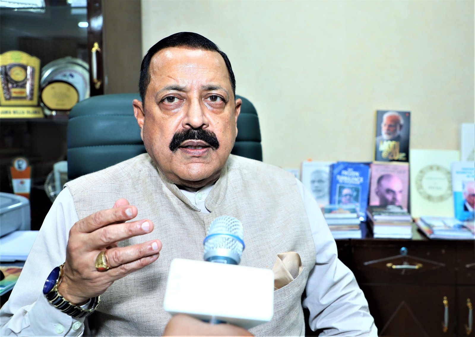 Union Minister Dr Jitendra Singh is leading the Joint Indian Ministerial Delegation of Power, New and Renewable Energy and Science and Technology to America to take part in Global Clean Energy Action Forum