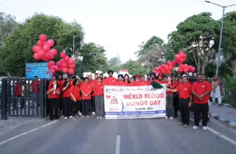 PM hails those who donated blood on Raktdaan Amrit Mohotsav