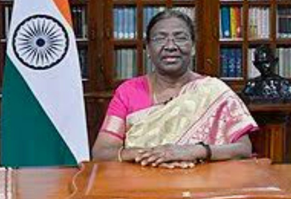 ENVOYS OF FIVE NATIONS PRESENT CREDENTIALS TO THE PRESIDENT OF INDIA