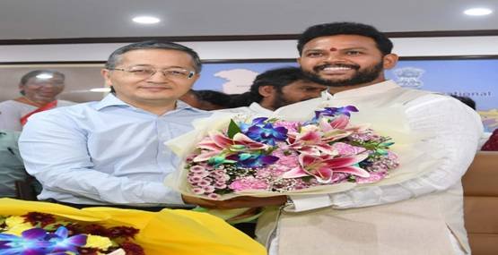 Union Minister Kinjarapu Rammohan Naidu assumes charge of Ministry of Civil Aviation