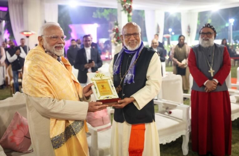 Prime Minister attends Christmas celebrations at the residence of Union Minister  George Kurian