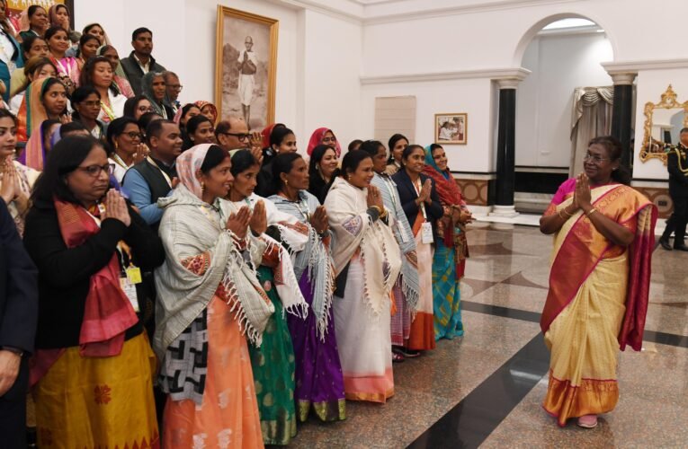 PRESIDENT DROUPADI MURMU INTERACTS WITH THE SCHEDULED TRIBE WOMEN REPRESENTATIVES OF PANCHAYATI RAJ INSTITUTIONS
